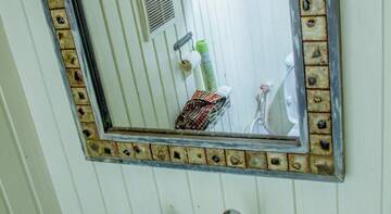 Фото номера Двухместный номер с 1 кроватью и общей ванной комнатой Хостел Guest House on Arbatskaya г. Коломна 5