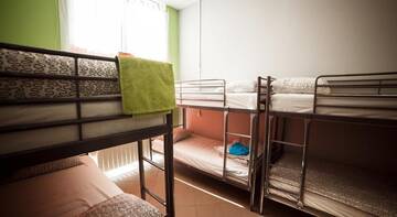 Фото номера Кровать в общем 8-местном номере Гостиница Hostel Lastochka г. Коломна 2