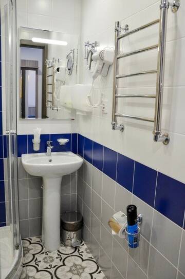 Фото номера Стандартный двухместный с одной кроватью DOUBLE Гостиница Гражданка г. Коломна 5
