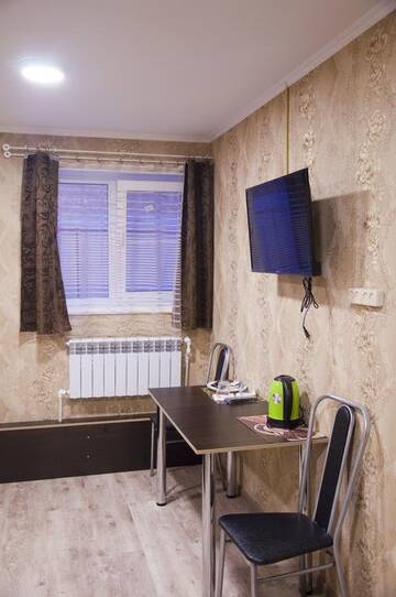 Фото номера Улучшенный номер с кроватью размера &amp;quot;king-size&amp;quot; Гостиница Guest House Gostishka г. Коломна 2